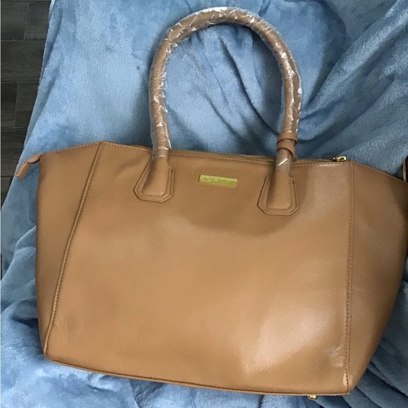 Joy and Iman Travel Purse - Picture 1 of 10